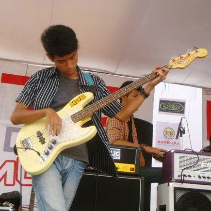 Sandy Sheehan Photo 9