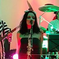 Julia Hayward Photo 18