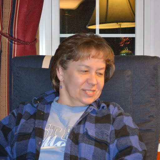 Janet West Photo 27