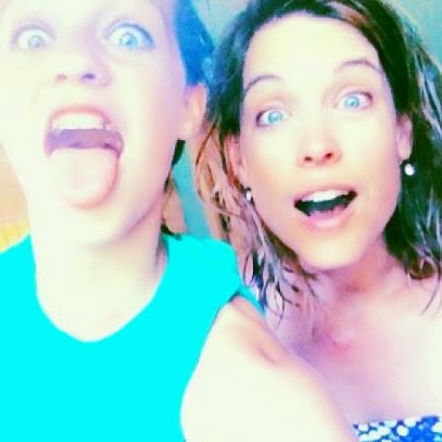 Michelle Huntley Photo 35