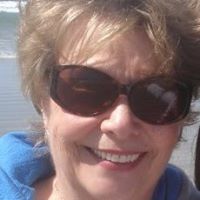 Sandy Bragg Photo 28