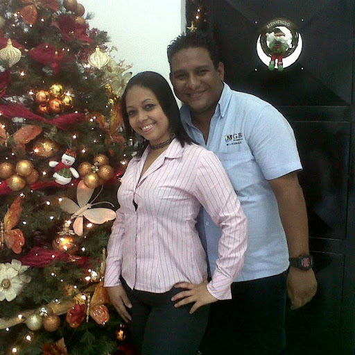 Alejandro Castro Photo 38