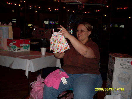 Dawn Oliver Photo 23