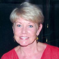 Jane Goebel Photo 18
