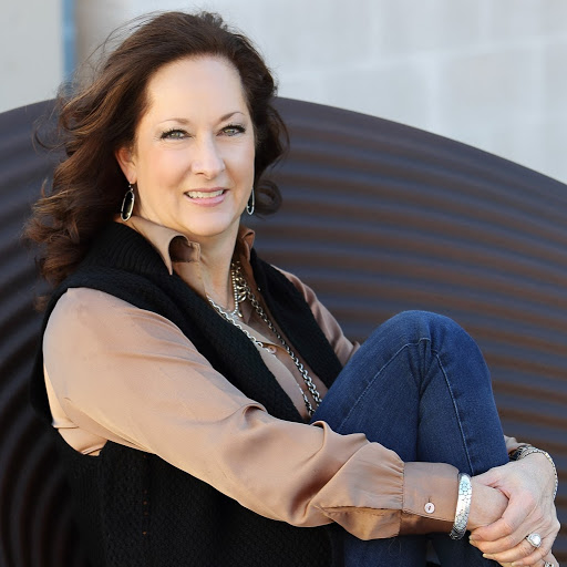Janet Hendrick Photo 3