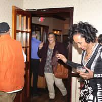 Debra Small Photo 17