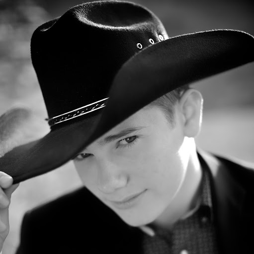 Lincoln Anderson Photo 29