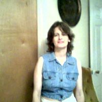 Debbie Hooper Photo 11