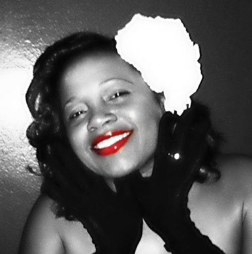 Victoria Randall Photo 18