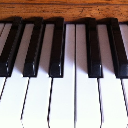 Kellie Hoover Photo 13