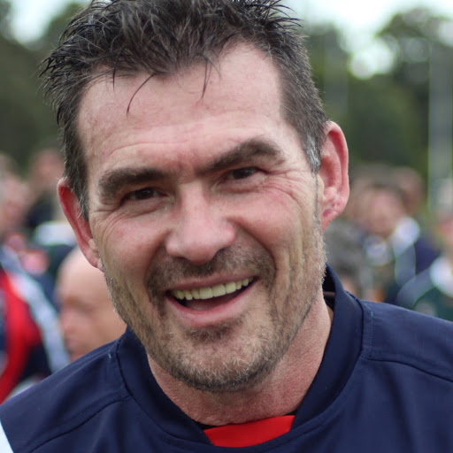 Peter Fuller Photo 38