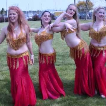 Ana Chambers Photo 6