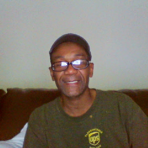 Carl Holland Photo 32