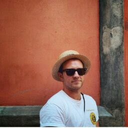 Ricky Martin Photo 34