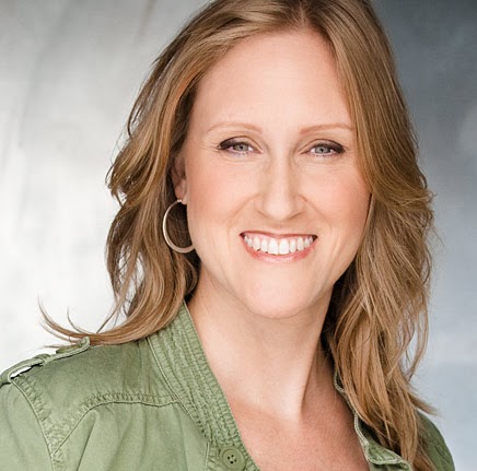 April Lawrence Photo 20