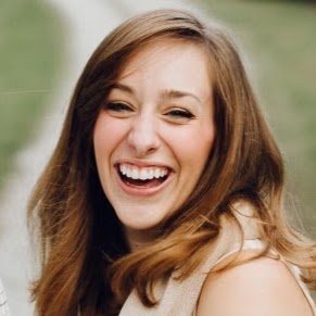 Sarah Landry Photo 27