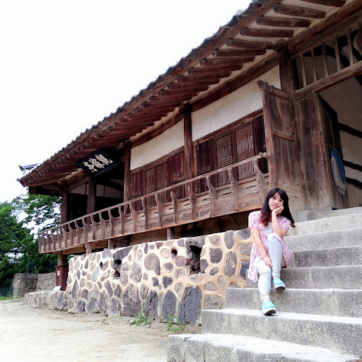 Kelly Lin Photo 19