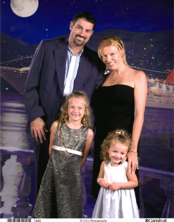 Jennifer Burgess Photo 32