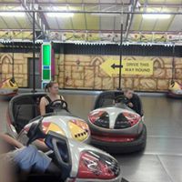 Julie Lloyd Photo 10