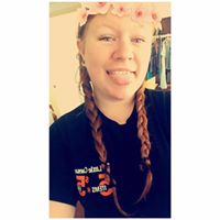 Elizabeth Saylor Photo 36
