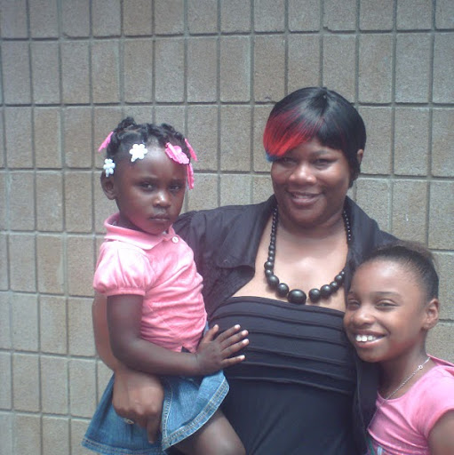 Celia Robinson Photo 14