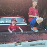 Kelli Howard Photo 38