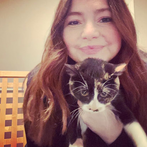 Julie German Photo 30