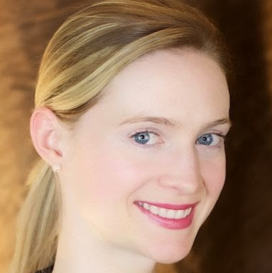 Catherine Curtis Photo 21