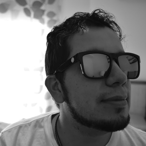 Luis Franco Photo 52
