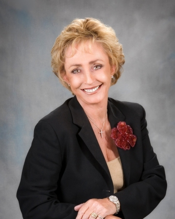 Elizabeth Rawls Photo 13