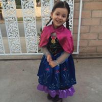 Elizabeth Anaya Photo 19