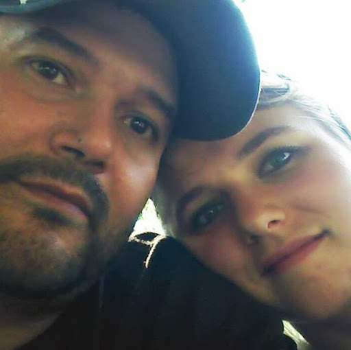 Amanda Oliver Photo 22