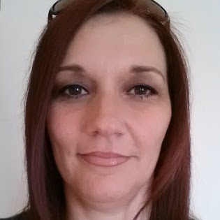 Chantal Clark Photo 5