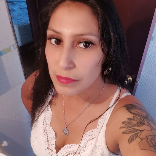 Andrea Chavez Photo 12