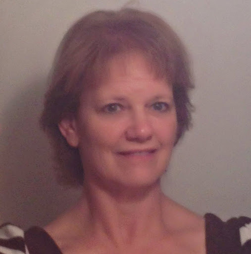 Deanna Hamilton Photo 12