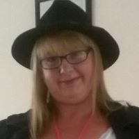 Amanda Castle Photo 13