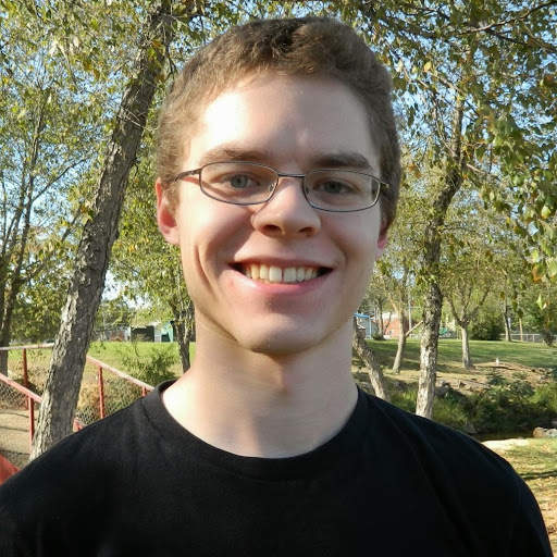 Dustin Howell Photo 34