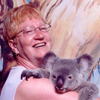 Alice Spence Photo 6