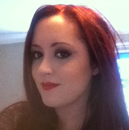 Maria Perry Photo 16