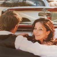 Jo Robertson Photo 17