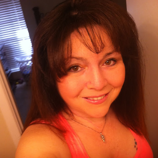 Michelle Marshall Photo 9