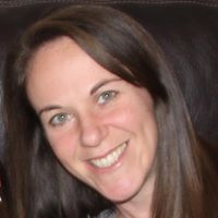 Kelly Dewitt Photo 11