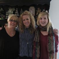 Michele Weaver Photo 20