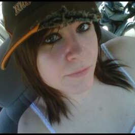 Stephanie Kemp Photo 15