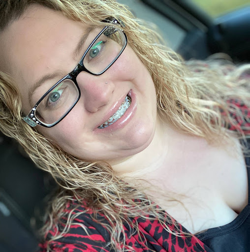 Kristen Gross Photo 29