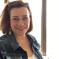 Michelle Wirth Photo 16