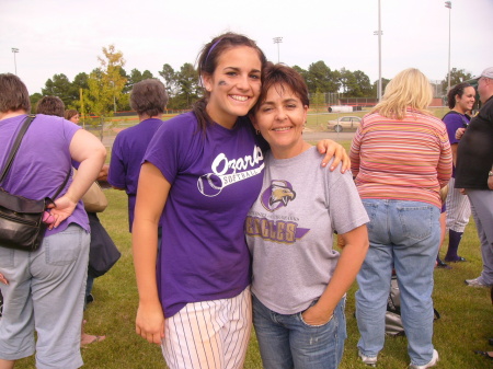 Rebecca Morales Photo 32