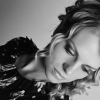 Rebecca Musgrave Photo 24