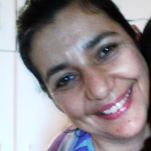 Mary Bueno Photo 14
