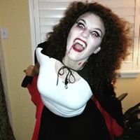 Julia Wyman Photo 16